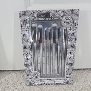 Beauty Treats 7 Piece Makeup Brush Set